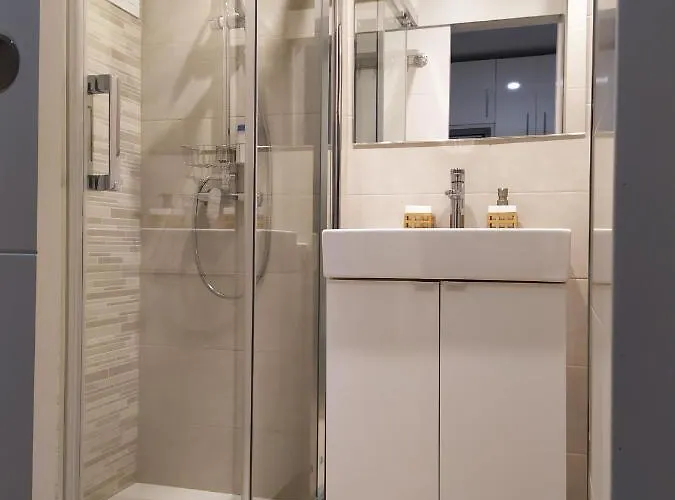 شقة Iris Ii بينالماذينا